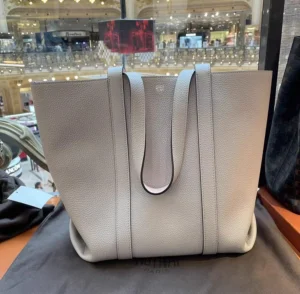 hermes-bag-tote-white-looks-like
